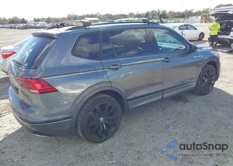 2020 Volkswagen Tiguan 2.0T Se/2.0T Se R-Line Black/2.0T Sel from USA, damaged, VIN 3VV3B7AX8LM056668